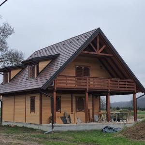 Emaus drvene kuće