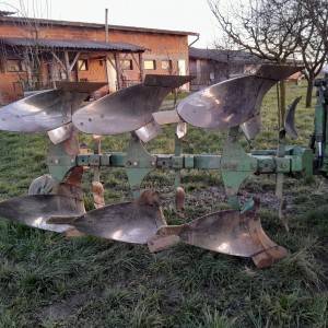 Prodajem 3 brazde plug okretač Eberhardt