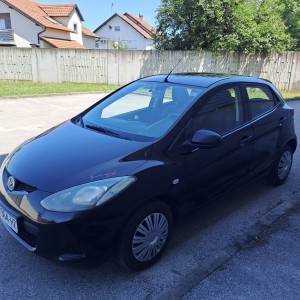 Mazda 2, 1.3 benzin, 2008.