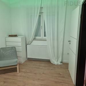 Trosoban stan u prizemlju - Retfala (Osijek)