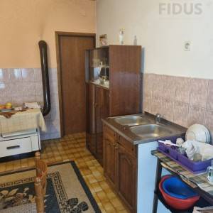 Obiteljska kuća s velikom okućnicom - Bošnjaci