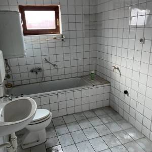 Poslovno - stambena zgrada - Vinkovci