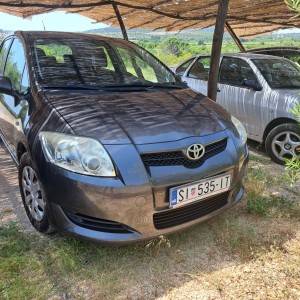 Osobni automobil