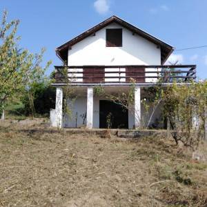 PRODAJA VIKENDICE