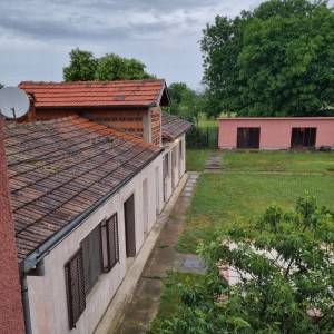 Poslovno stambena zgrada - Uglješ