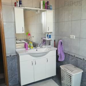 Poslovno-stambena zgrada - Industrijska četvrt