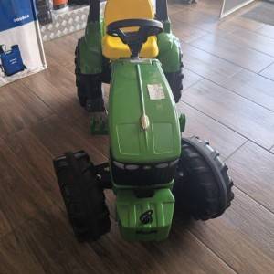 IGRAČKA TRAKTOR JOHN DEERE 7930