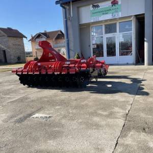KRATKA TANJURAČA 2,5m S PAKER VALJKOM