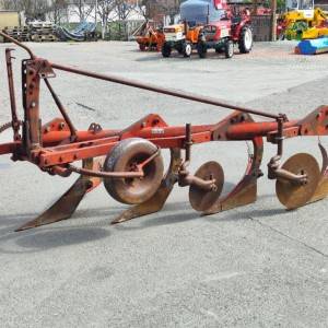PLUG KVERNELAND 4 BRAZDE