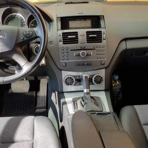 Prodajem Mercedes-Benz C-class 180 CGI