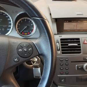 Prodajem Mercedes-Benz C-class 180 CGI