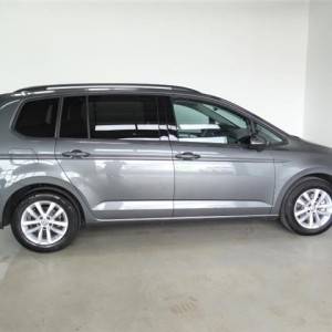 Volkswagen Touran 2.0 TDI DSG Highline DSG*Navi