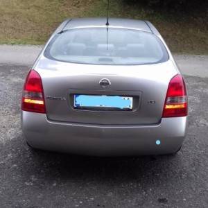 Nissan Primera P12