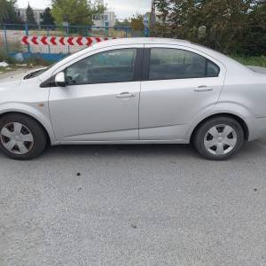 Prodajem Cheverolet Aveo 1.3