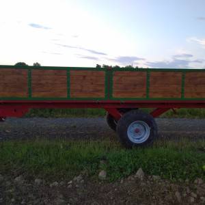 Prikolica jednoosovinka