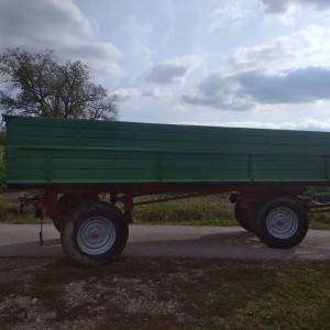 Prikolica kiper