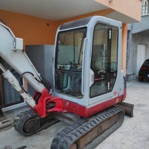 Takeuchi tb 135