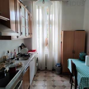 Trosoban stan - širi centar Osijeka