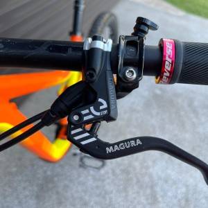 Giant Regin 27,5