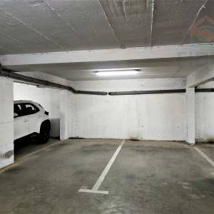 Peterosoban stan s parkingom - širi centar Osijeka