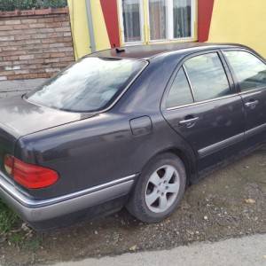 Mercedes E klasa 3.0 D