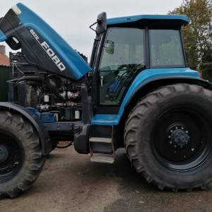 Ford traktor 8670