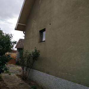 Obiteljska kuća s pomoćnim zgradama - Lipovača (Vukovar)