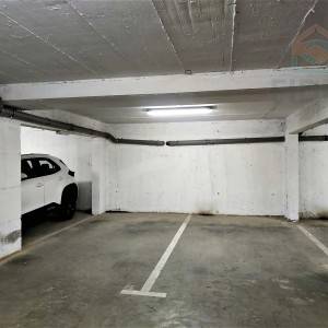 Peterosoban stan s parkingom - širi centar Osijeka
