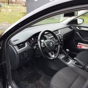 Škoda octavia combi 2.0 tdi scout