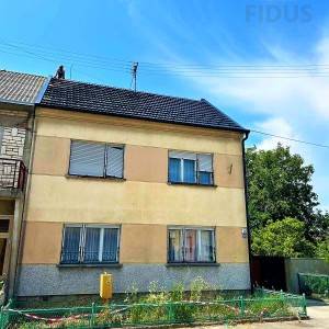 Zgrada s 3 stana + poslovni prostor - Donji grad (Osijek)