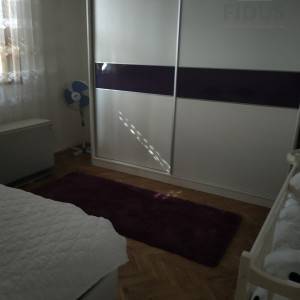 Obiteljska kuća s poslovnim prostorom - Mirkovci