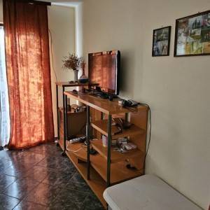 ZADAR, PETRČANE - Prostrana obiteljska kuća za adaptaciju