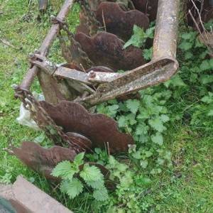 Brnaca,sijacica za kukuruz i Tanjuraca 24 diska zamjena