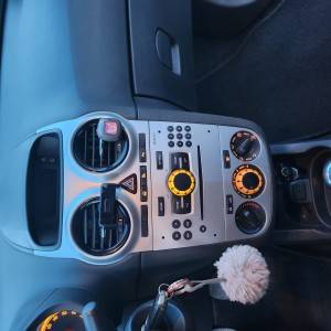 OPEL CORSA 1.4 BENZIN 2012.