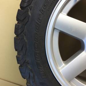 JEEP CHEROKEE FELGE I GUME