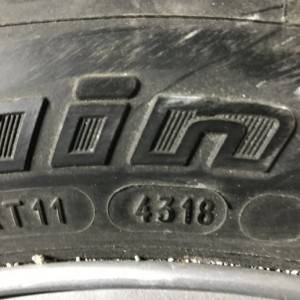 JEEP CHEROKEE FELGE I GUME