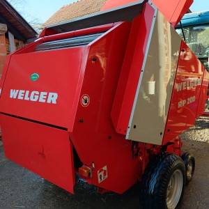 Rolo balirka Welger Rp 200