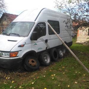 Iveco Turbo Daily c 13 2004. god DIJELOVI