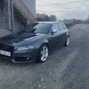 Audi A4 B8 2.0TDI S line