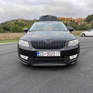 ŠKODA OCTAVIA Combi 2.0 TDI DSG