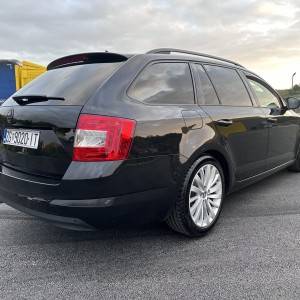 ŠKODA OCTAVIA Combi 2.0 TDI DSG