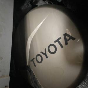 Poklopac rezervnog kotača, Toyota RAV 4