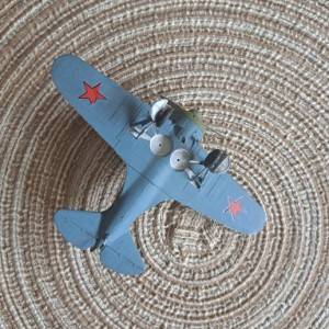 Maketa avion Polikarpov I-16 - GOTOVA MAKETA model