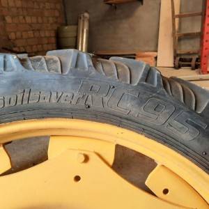 Kotači za Međurednu obradu John Deere 44"