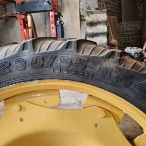 Kotači za Međurednu obradu John Deere 44"