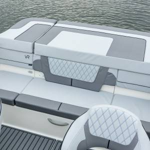 BAYLINER VR4 NOVO PLOVILO-GLISER BOWRIDER BEZ KABINE RASPRODAJA SA LAGERA-MERCRUISER MOTOR