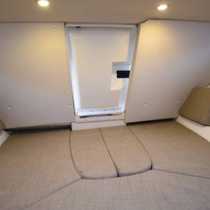BAYLINER VR5OCU CUDDY NOVI GLISER SA KABINOM SA LAGERA BEZ MOTORA