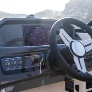 BAYLINER VR6OCU CUDDY OUTBOARD NOVI KLISER SA KABINOM BEZ MOTORA