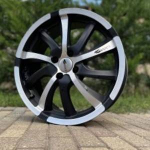 Hyundai ix35 1.7 dizel puno opreme REGAN do 8mj 2025