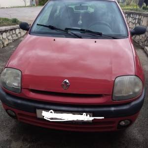 Prodaje se automobil RENAULT CLIO2